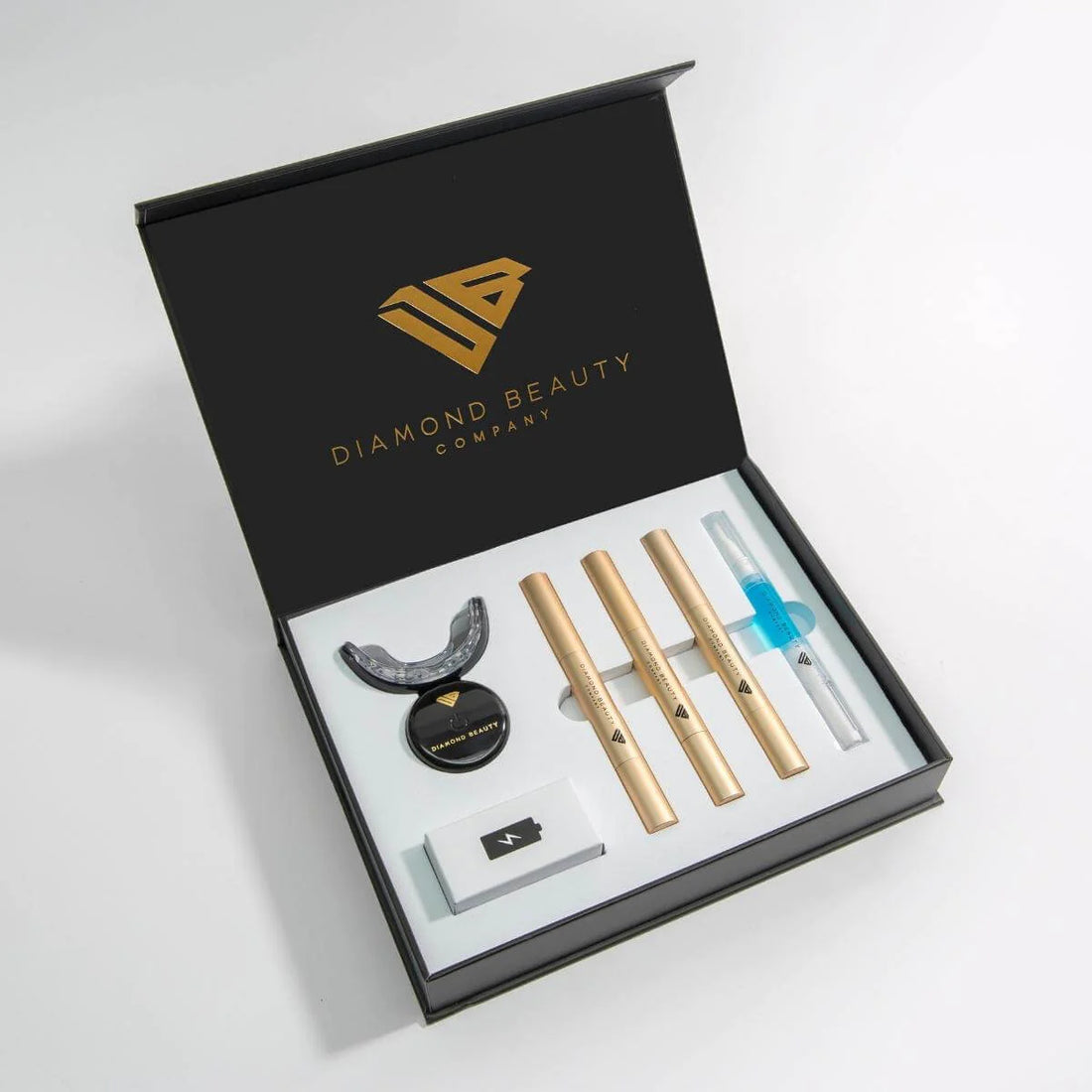 Diamond Beauty's Teeth Whitening Kit and Desensitizing Gel Pen for No-Sensitivity Teeth Whitening